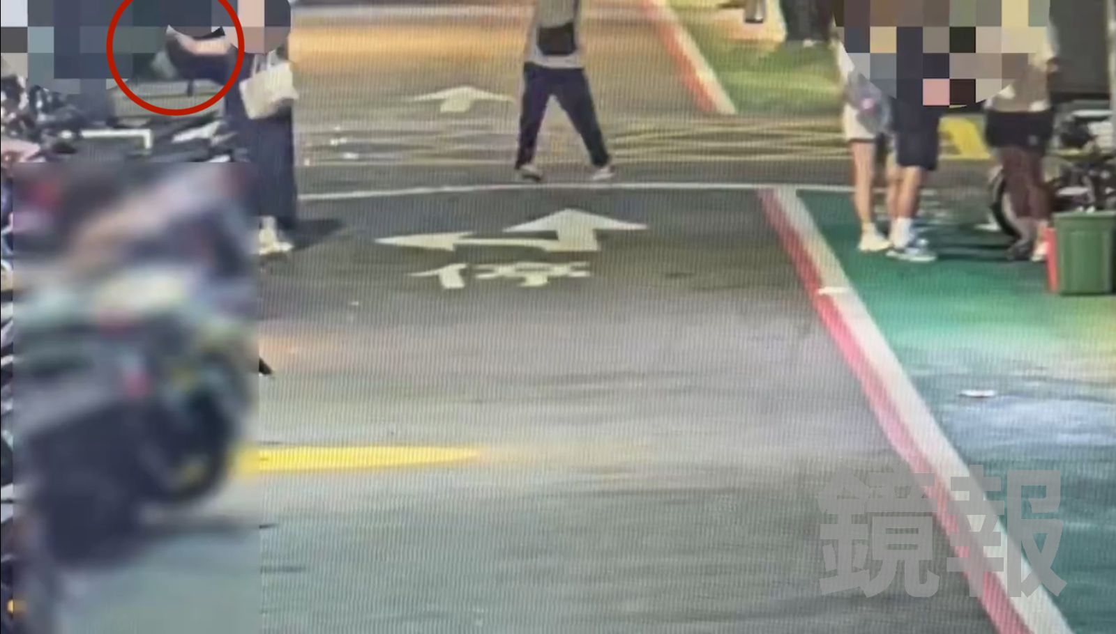 東區醉男變「馴獸師」！徒手抓溝鼠狂玩　網傻眼：比夜店還瘋