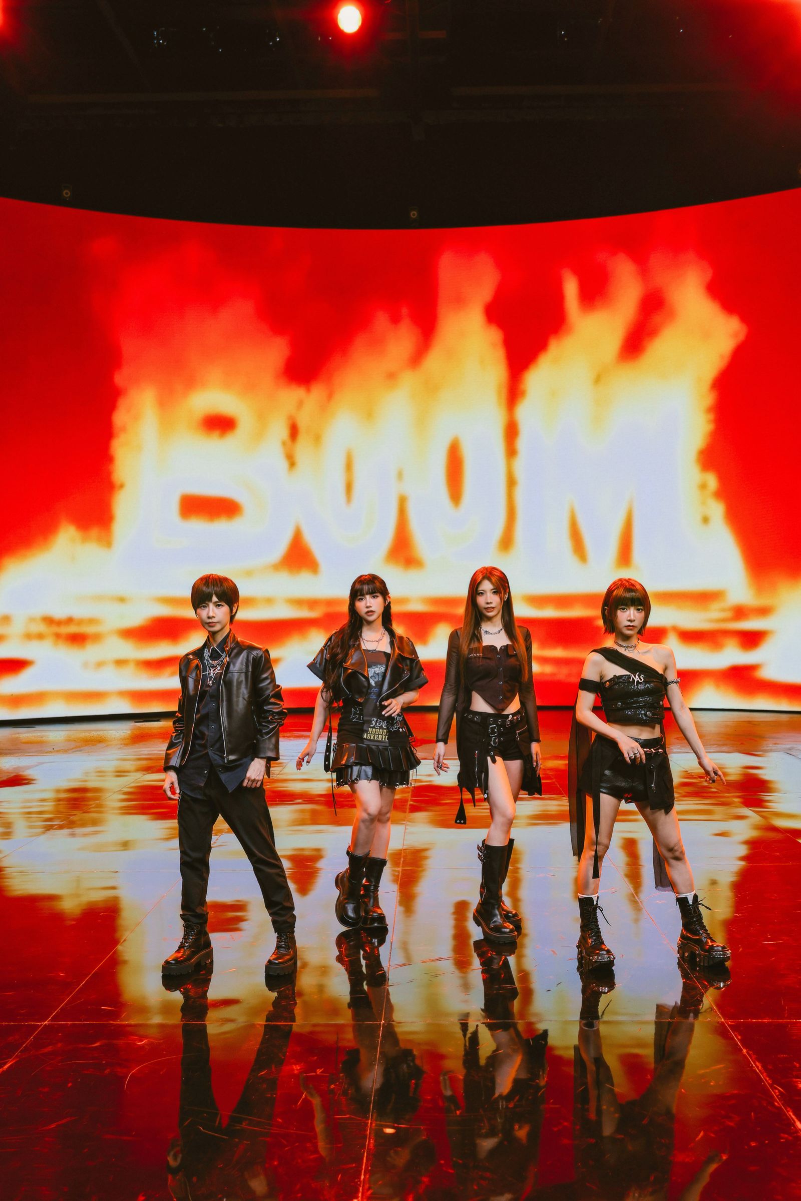 「BOOM！怪物星人」為電影獻唱宣傳曲〈敵手〉。相映音樂提供