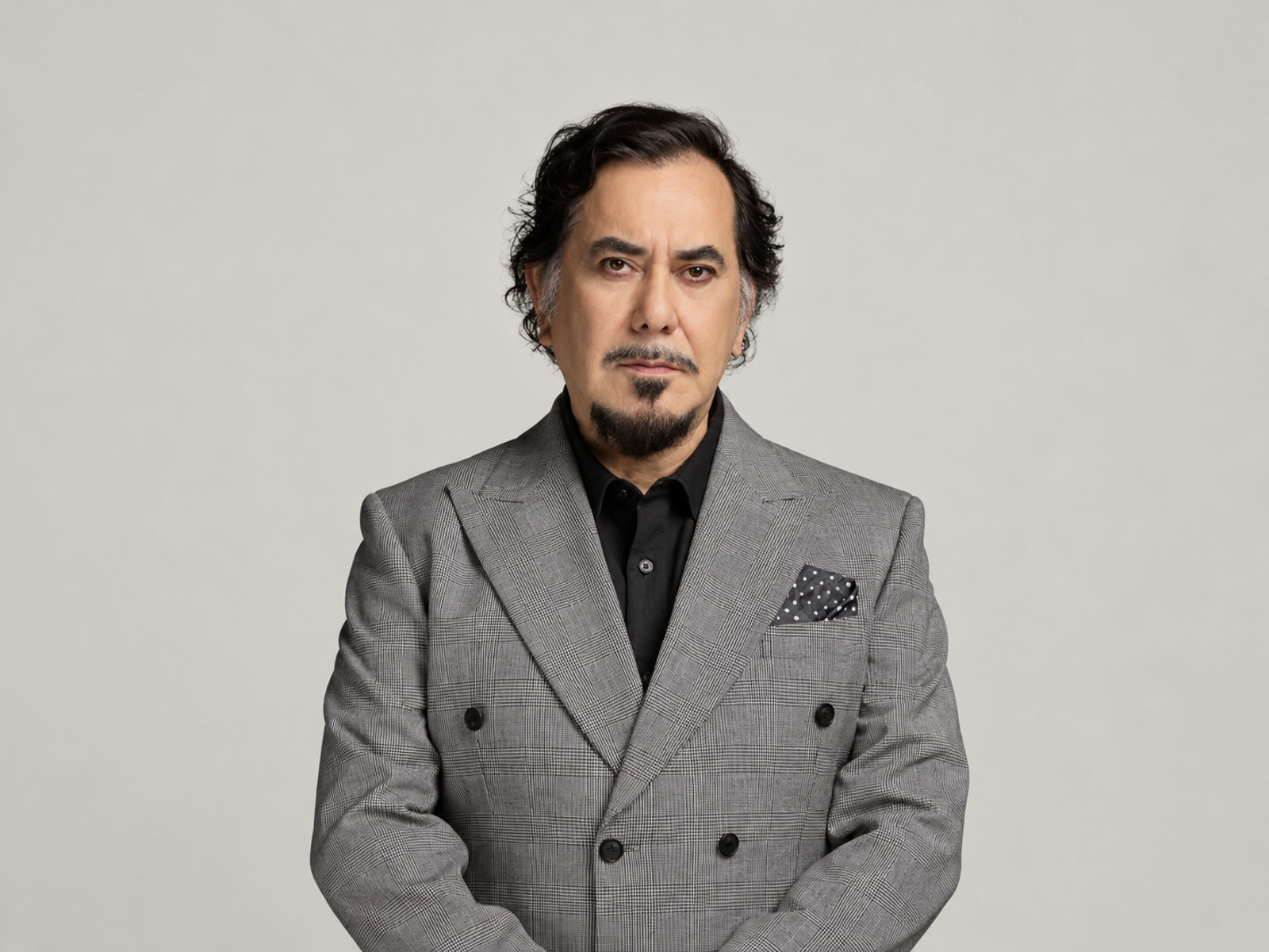 黃秋生也曾有一段令人鼻酸的尋親經歷。翻攝黃秋生 Anthony Perry臉書