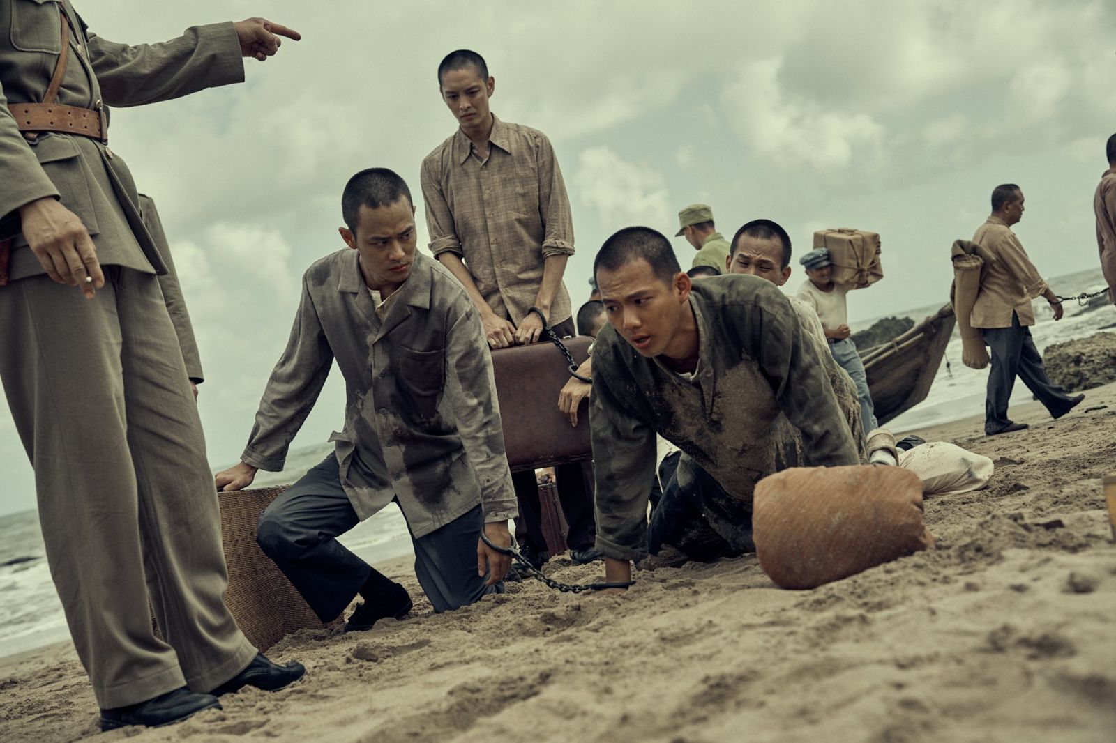 吳念軒一場與夏騰宏銬在一起的溺水戲，險些嗆水滅頂。客家電視台提供