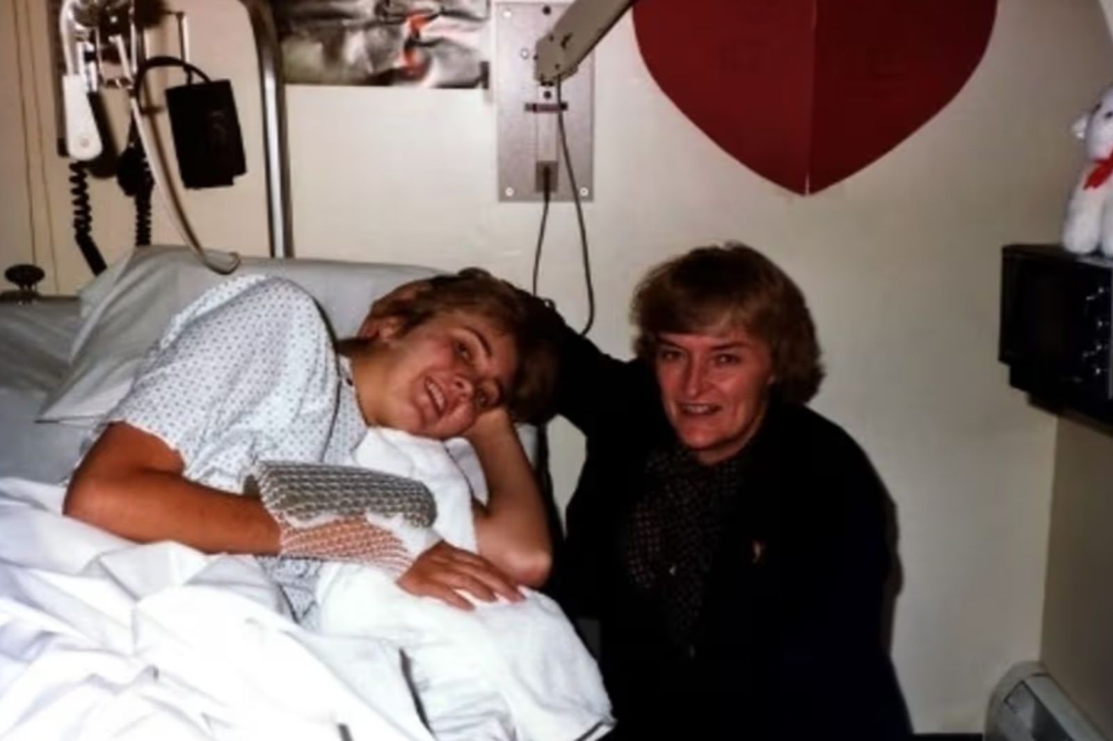 死亡13分鐘突復活！女在彼岸遇見天使　告知她「1神秘訊息」