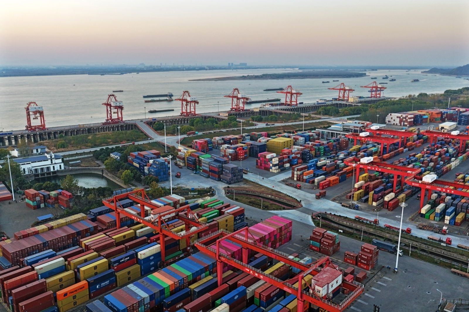 蔡明芳專欄：中國對外經濟脅迫　經濟復甦更遙遙無期