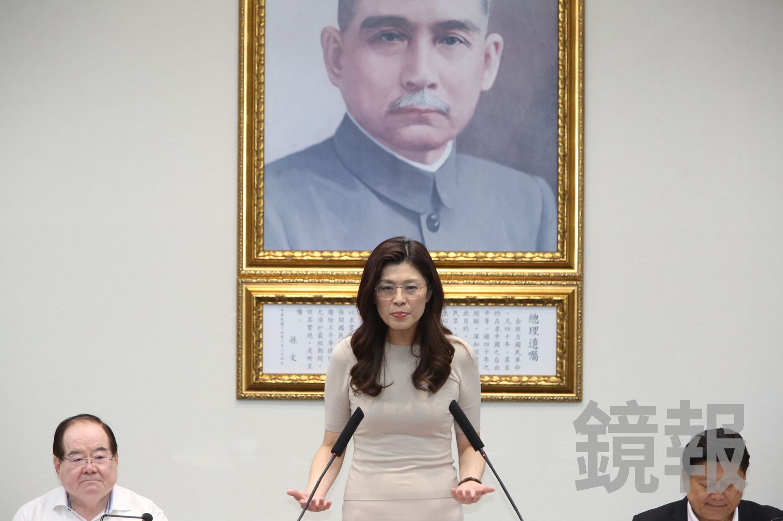 賴清德批鄭麗文接受九二共識「放棄台灣主體性」 國民黨嚴正駁斥:兩岸不是兩國關係
