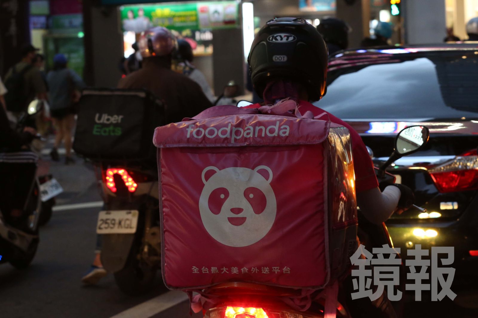 單親癌媽深夜跑外送硬撐!「背後原因」曝光全網看哭:苦盡甘一定來