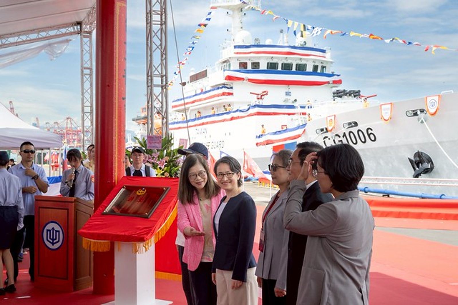 蕭美琴說，這是她擔任副總統以來，第2次主持海巡艦艇命名下水及交船典禮。（圖／總統府提供）