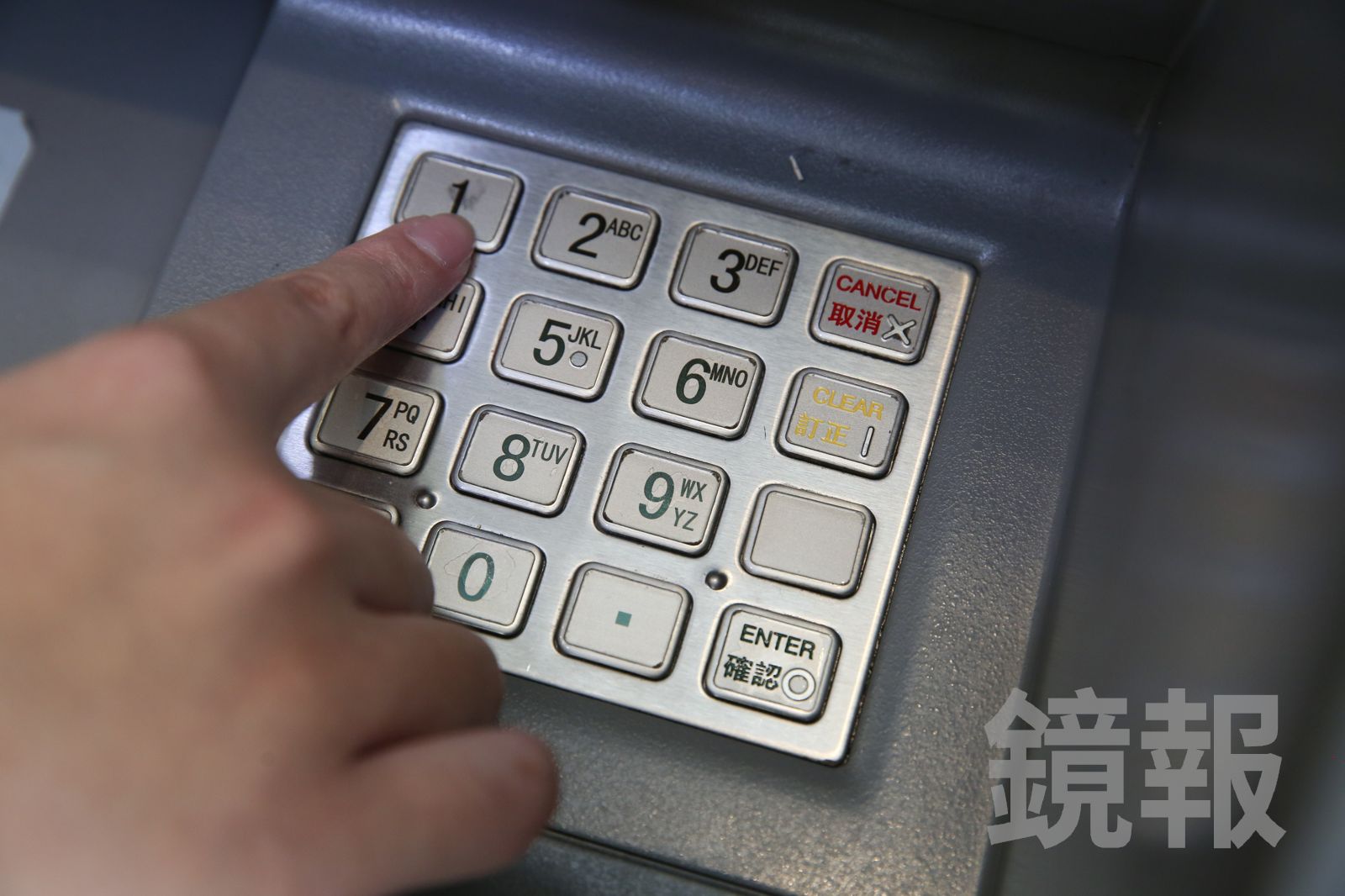 她辦亡夫喪事前「做1事」竟被夫家8兄弟姊妹提告！律師無奈曝關鍵：因為沒小孩…