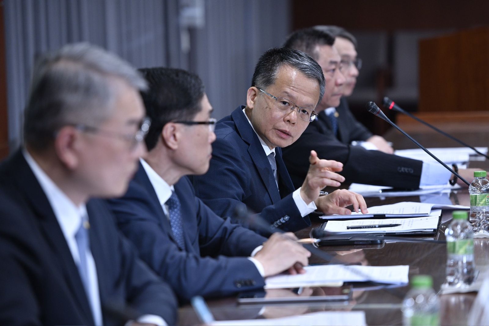 睜眼說瞎話你在哽咽什麼啦！　長榮道歉會變失控成公關災難　工會痛批：制度殺人