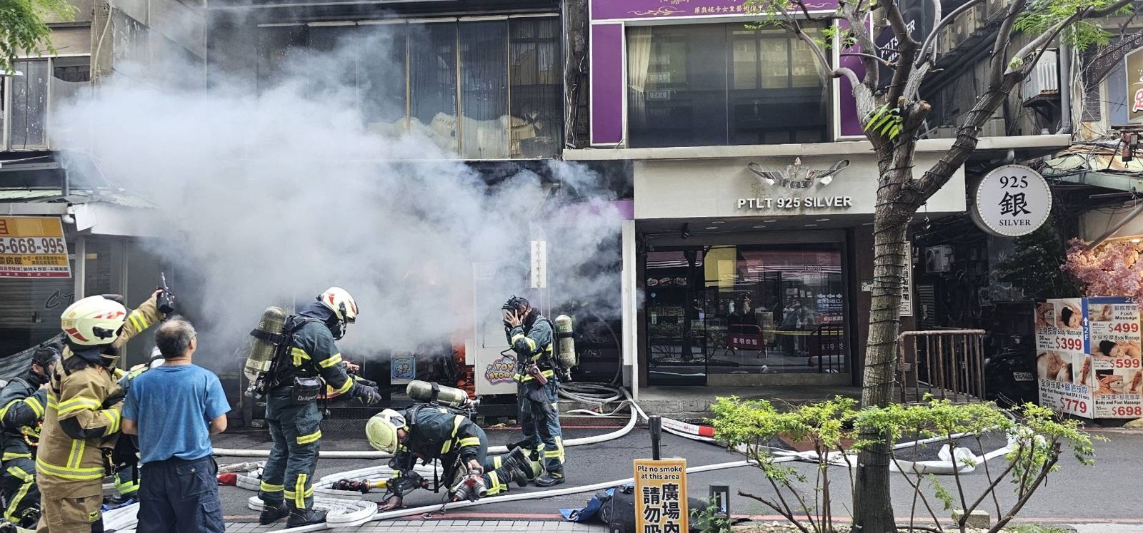 萬華西門町驚傳火警！娃娃機店陷火海　屋內2人受困輕傷送醫
