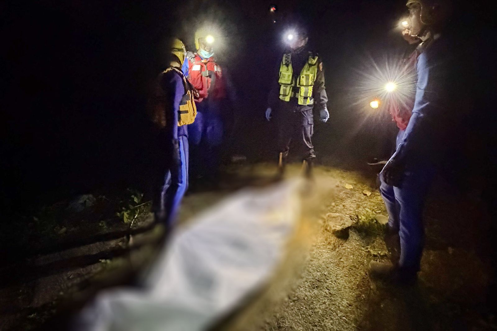 豪雨後家中供水異常…男獨自上山巡山泉水管線 疑跌落山溝河道溺斃