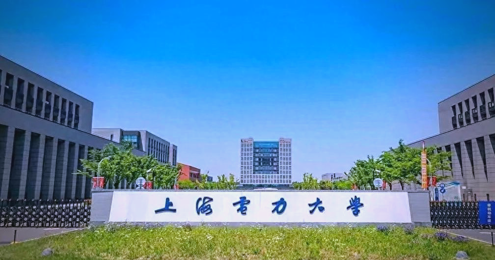 文組未來恐崩盤？AI衝擊大　中國大學「調整學科」停招多個科系