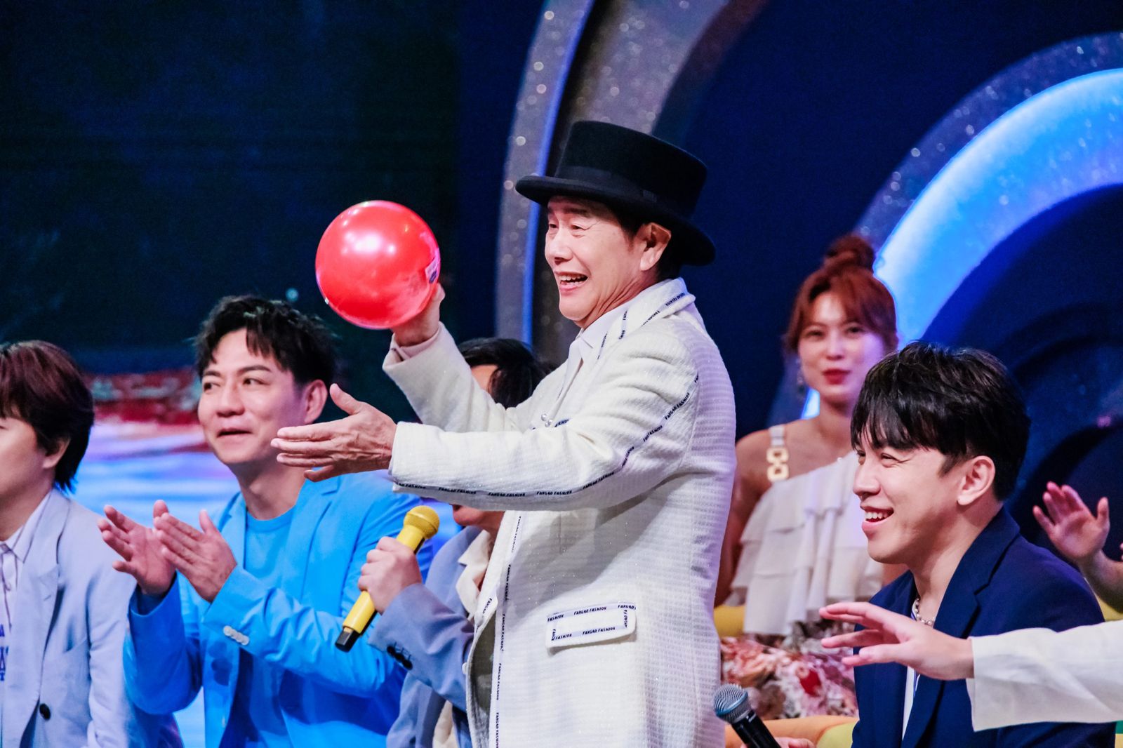 77歲「不老頑童」仍寶刀未老！黃西田錄影「1舉動」全場歡呼