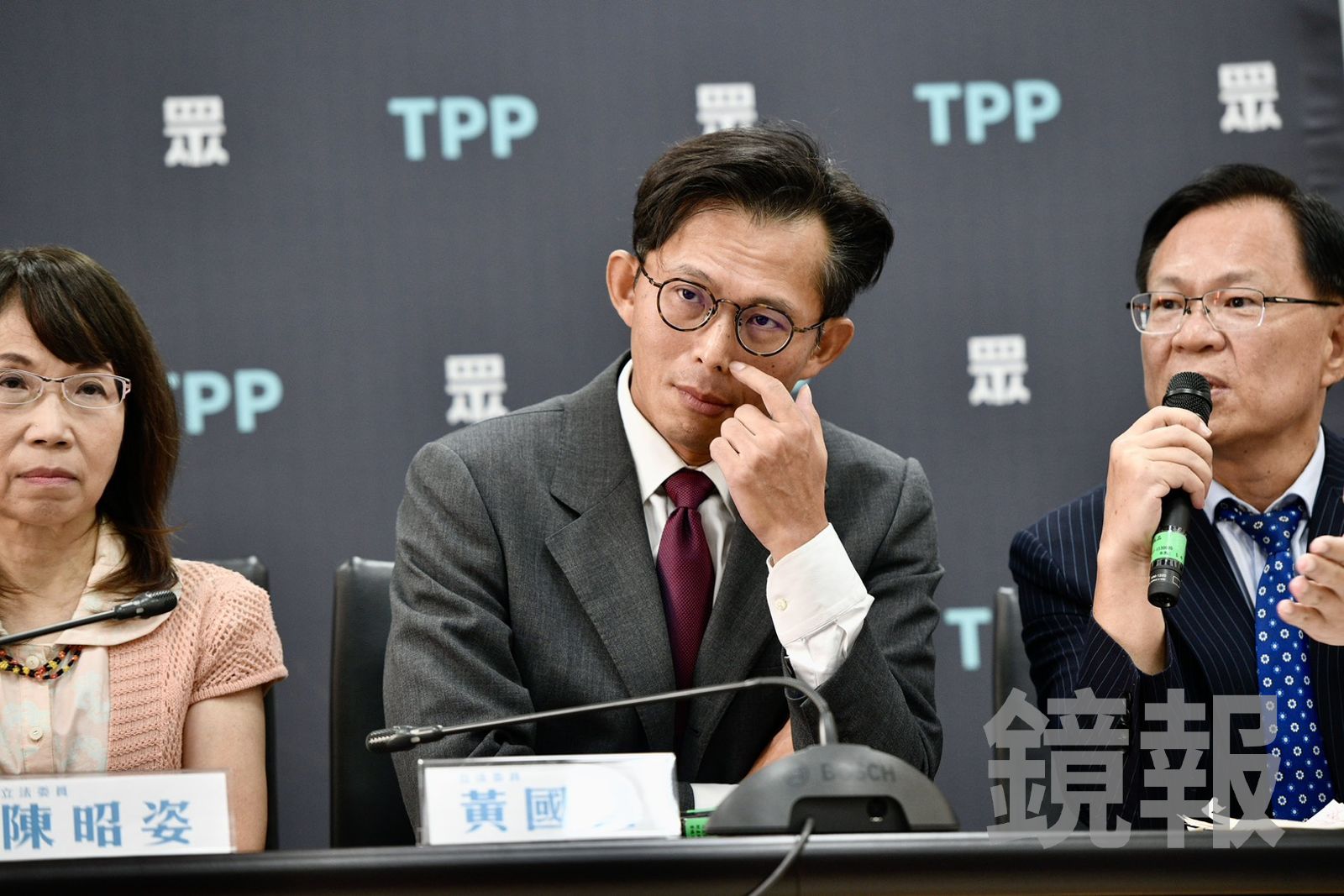 黃國昌養狗仔「小金庫」藏港資？她曝恐違《反滲透法》籲檢調查明