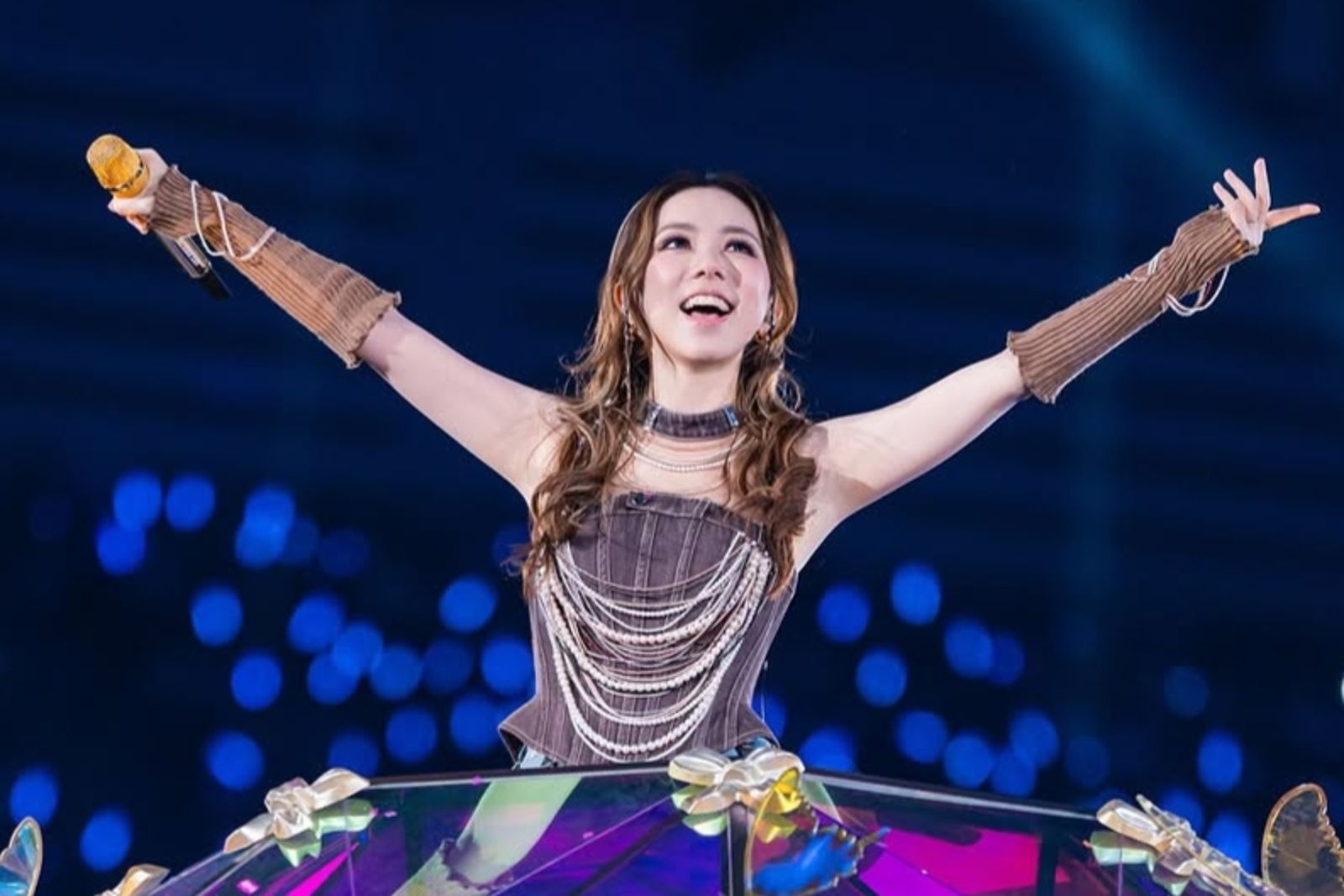 鄧紫棋帶病上陣連唱5場啟德　親揭病況：咳嗽不停容易氣喘