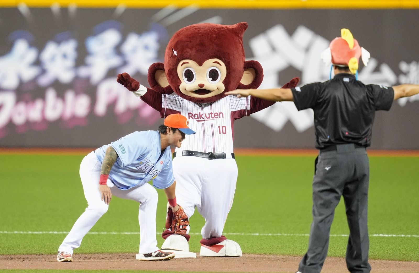 中職/球員爆桃猿餐食有「活蛆蒼蠅」 球團聲明:加強食安管理與定期消毒