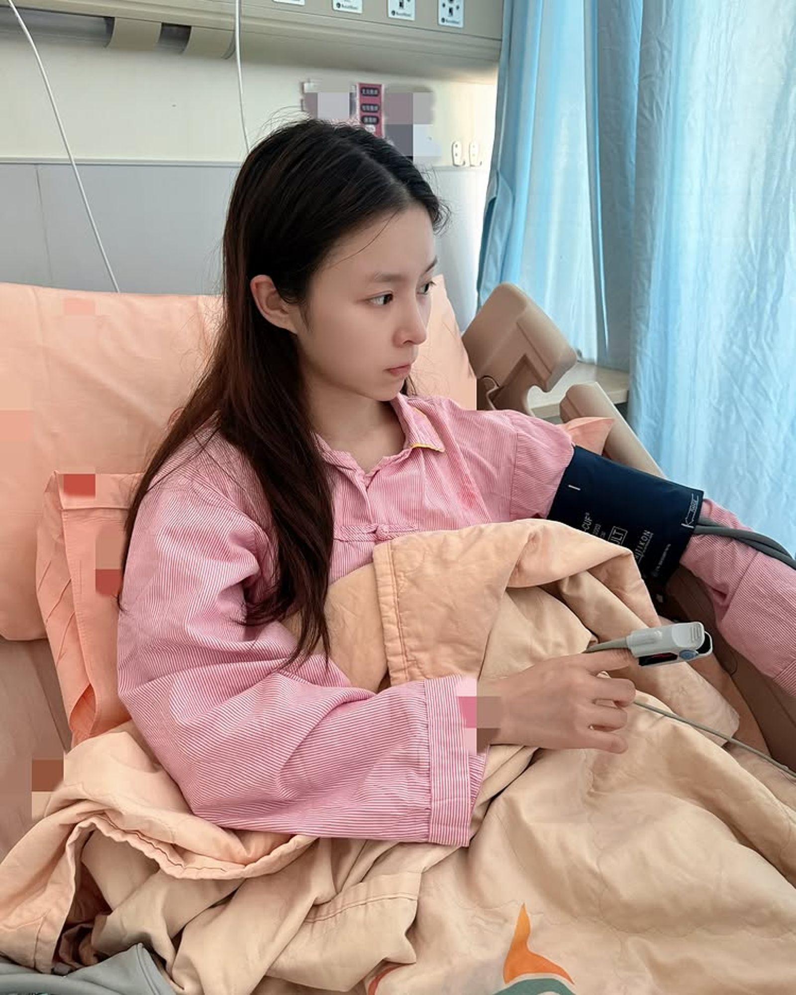 莊錠欣在家昏倒被送醫急診 。翻攝Instagram @chongtingyanelkie