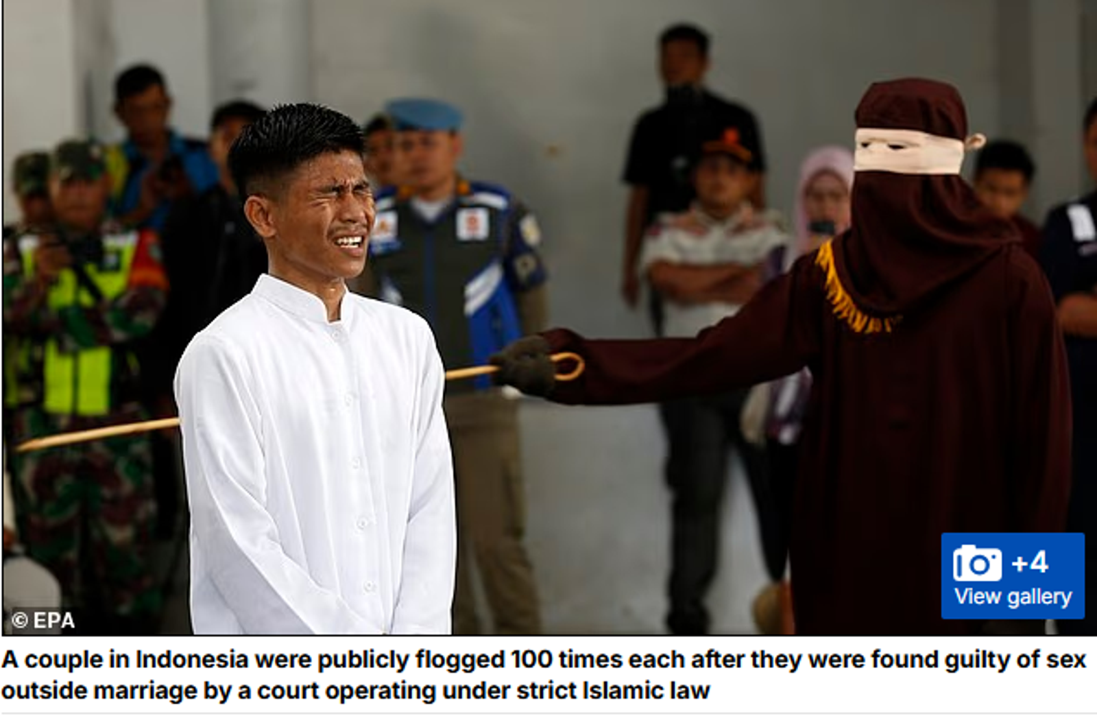 印尼情侶「婚前上床」各被判鞭刑100下　男方痛到「下體殘、滿地傷」