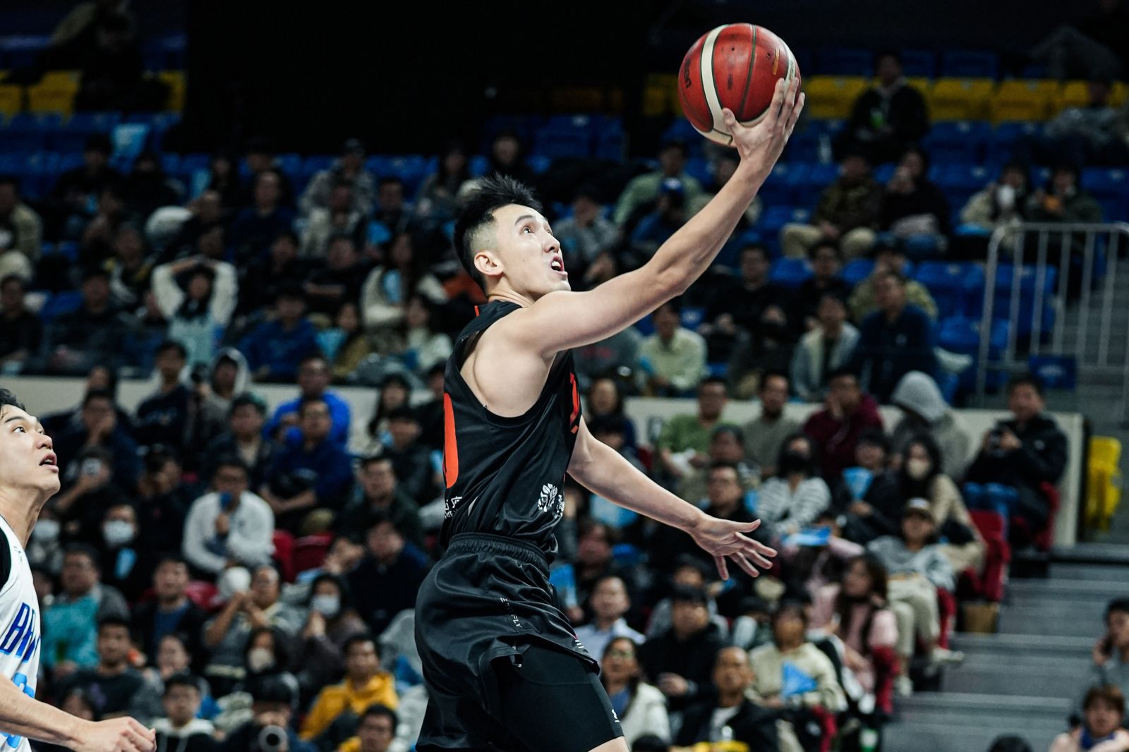 領航猿痛宰富邦勇士續寫不敗 卡總賽後點名白曜誠「亞洲頂級大鎖」