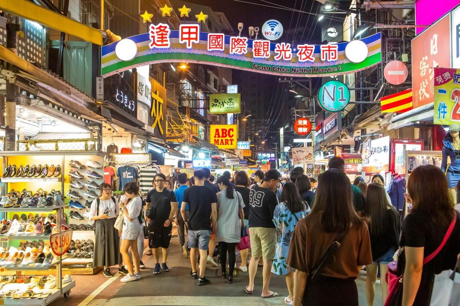 看到新大樓先喊「這句話」!網列「台中人潛規則」掀共鳴...連蔡其昌也認證
