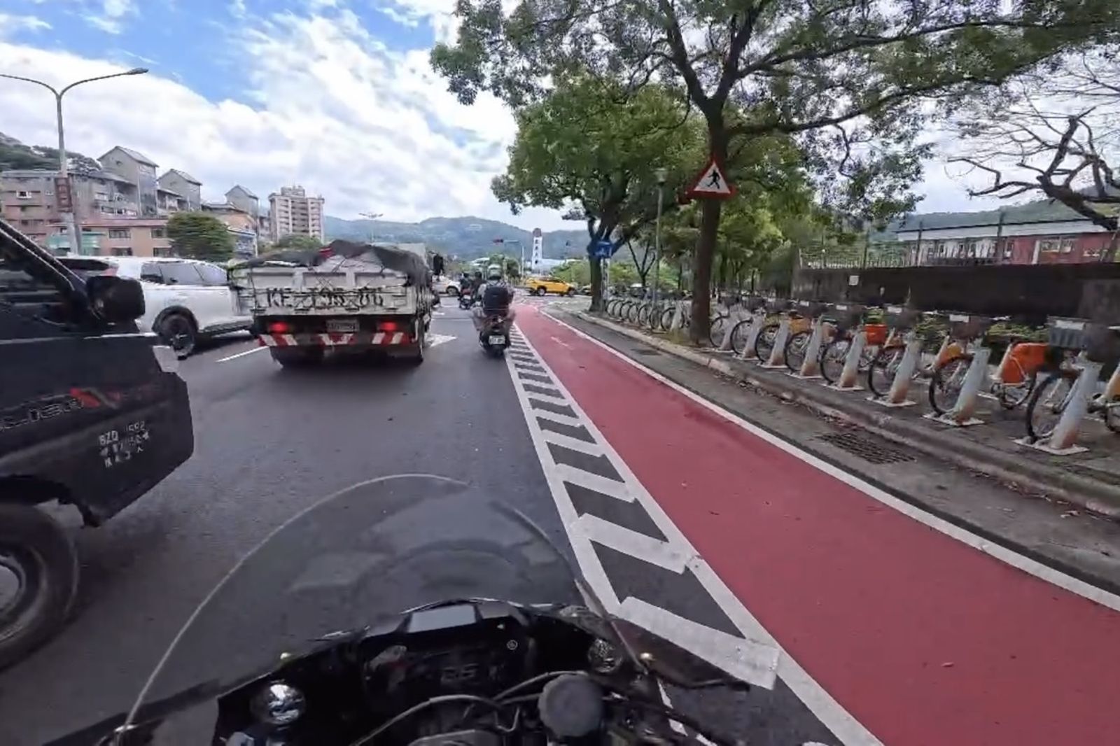 士林交通標線紊亂釀車禍 陳怡潔籲重新檢討:不能把市民安全當成試驗品