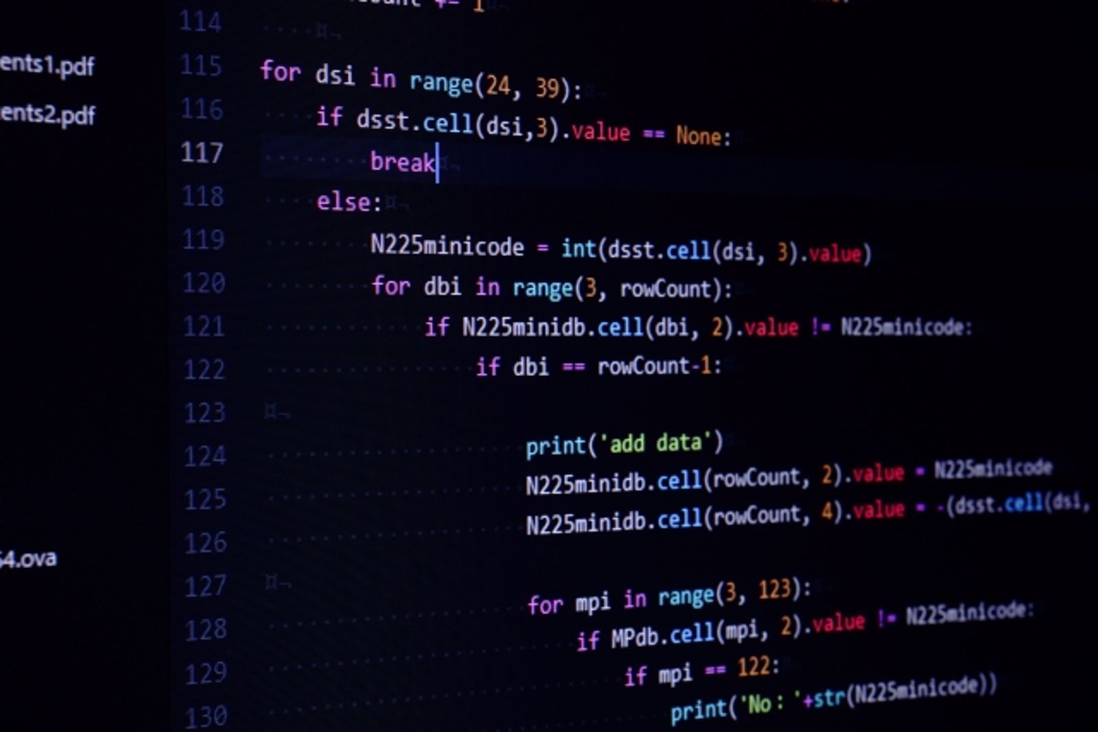 全球最大盜版漫畫網站月入百萬！影響1553億元　網站被抄，正版平台銷售翻倍