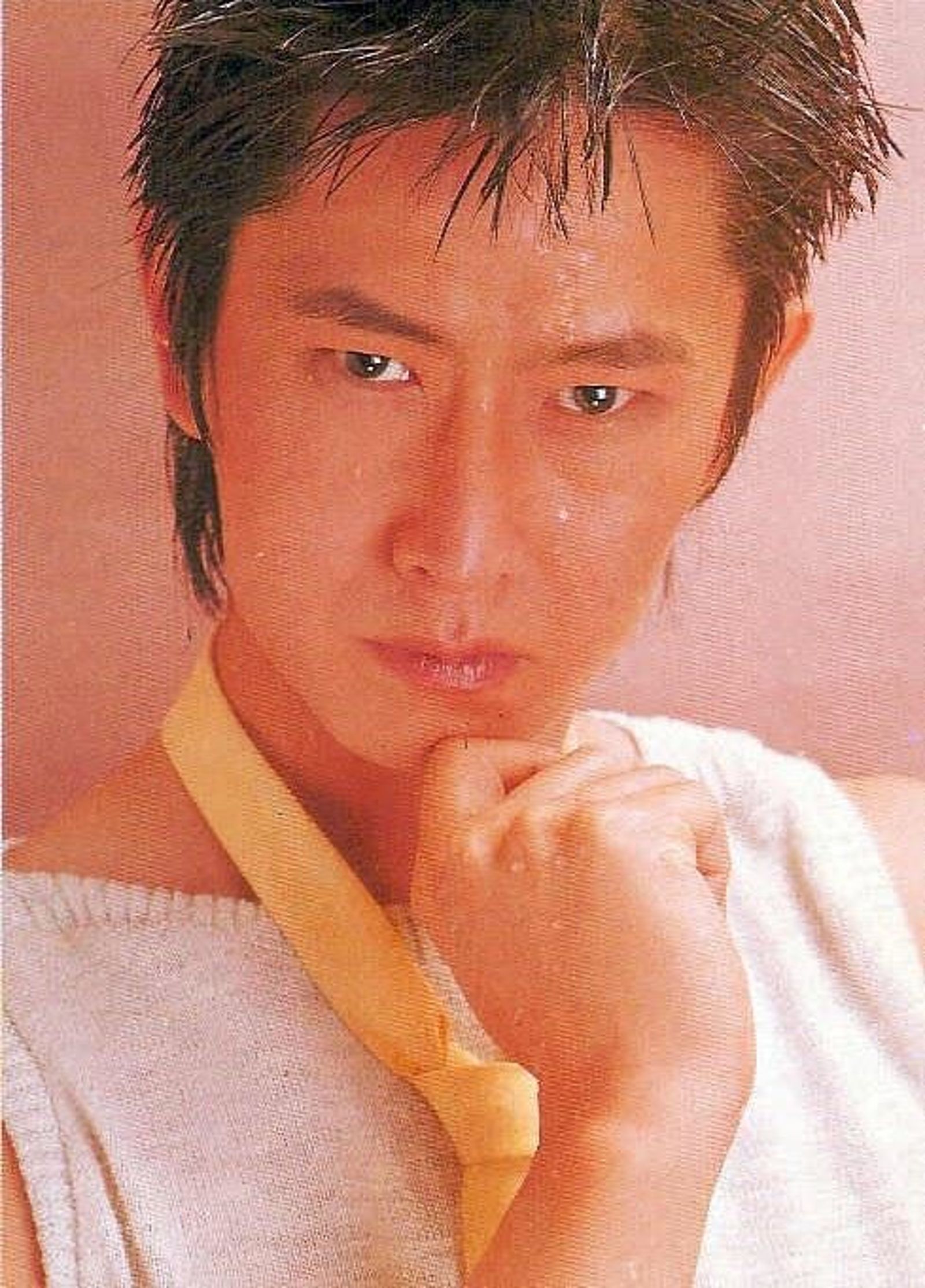 李恕權昔紅遍全台獲封「蚱蜢王子」。翻攝網路