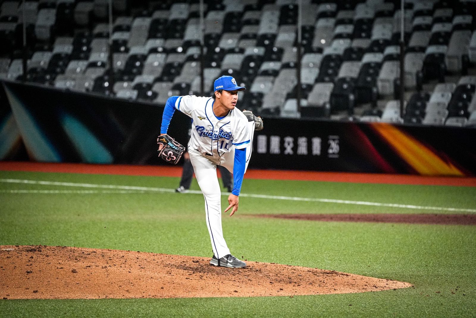 富邦悍將啟用新人先發！許銘傑有期待　陳仕朋、黃保羅回歸一軍進度曝光