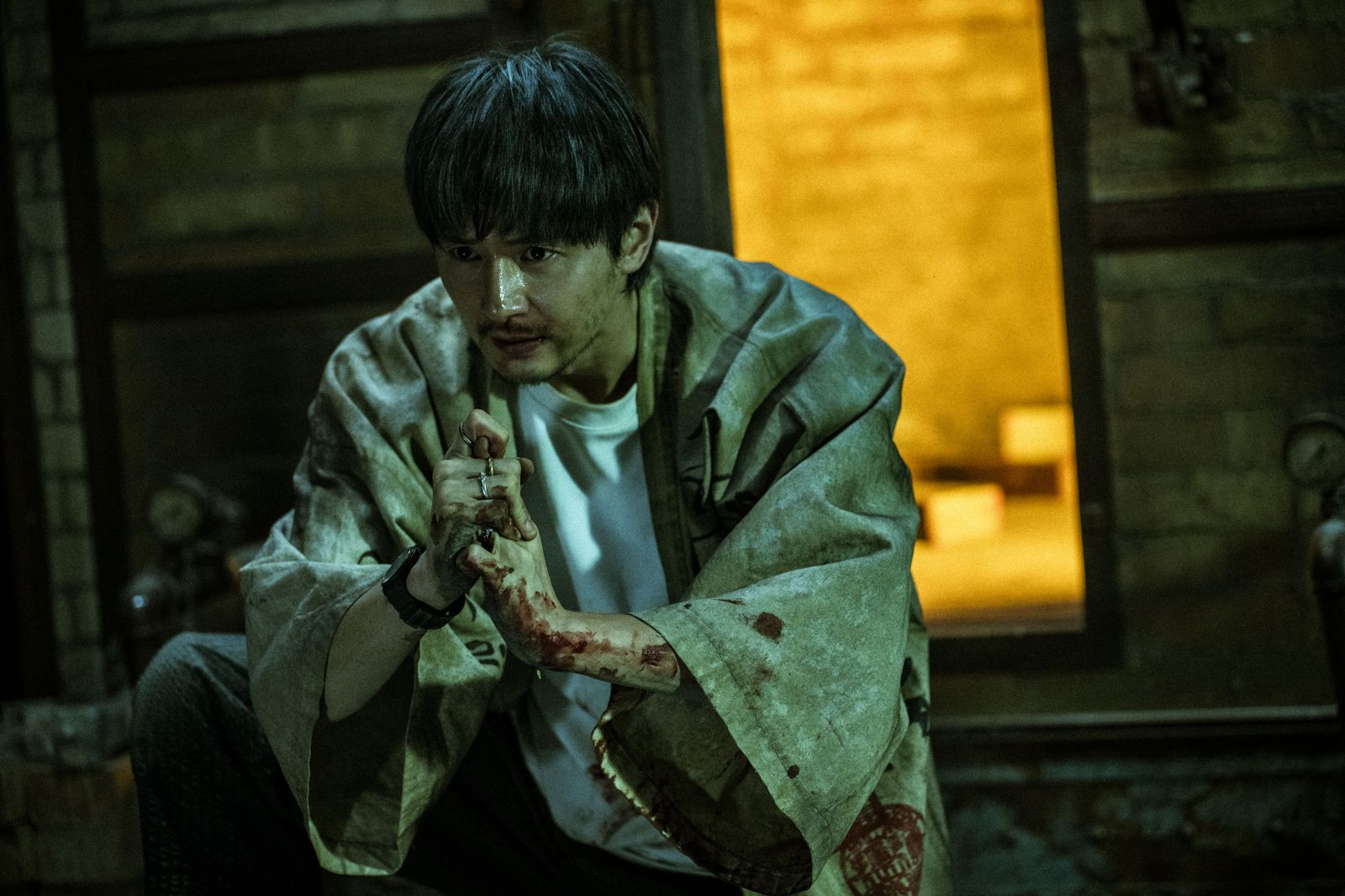 張軒睿《泥娃娃》扮驅魔人自曝「其實超怕鬼」　警告觀眾「手印不要亂學」　