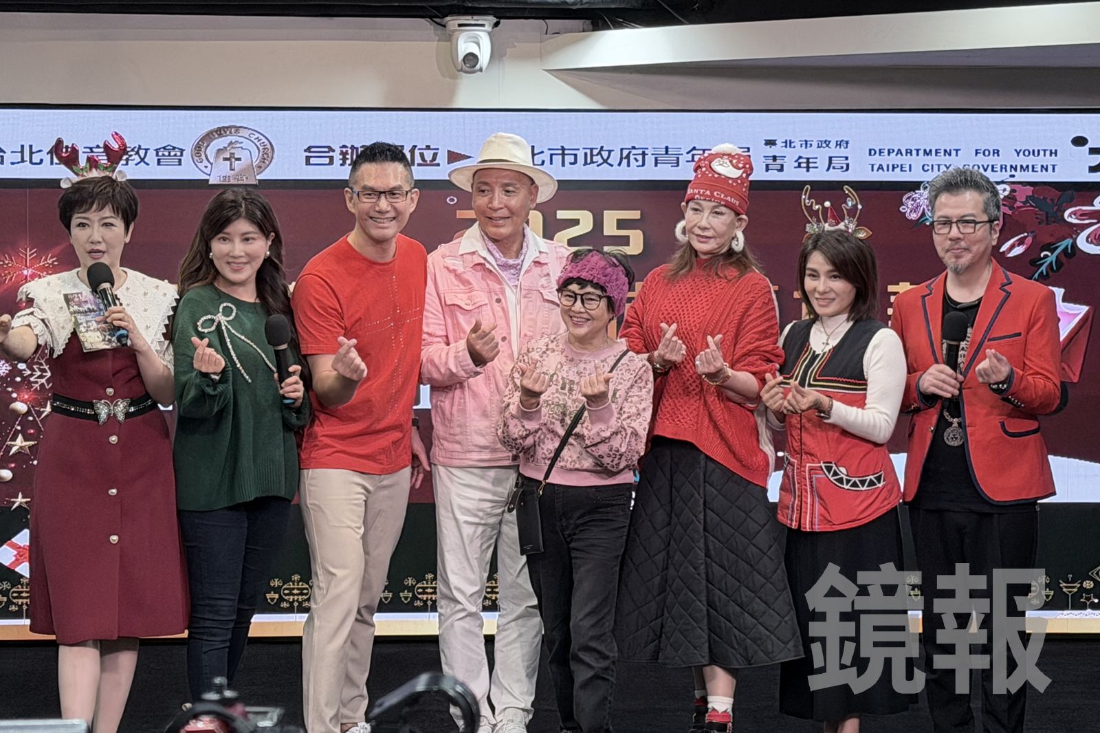 紀寶如（右4）預計1月去探望小胖老師。潘佳琪攝