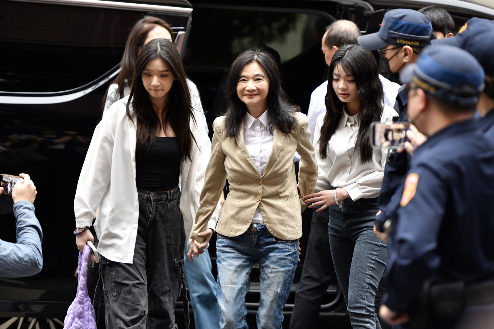 傍晚5點截止！應曉薇籌不出3000萬交保金怎麼辦？　律師點出這3條路