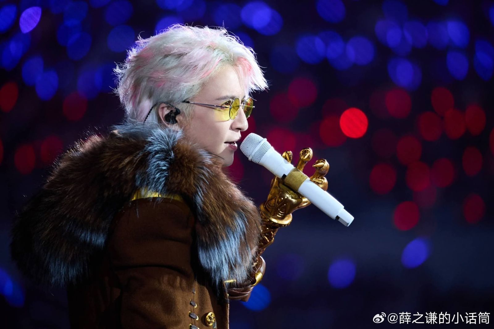 「過度漂染髮」醫警示2大風險！薛之謙滿頭水泡斑禿　頭皮潰爛恐毀毛囊