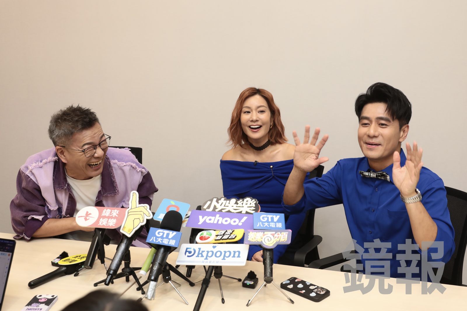 郭彥均(右)聽荒謬大師沈玉琳(左)講話很緊張。林煒凱攝