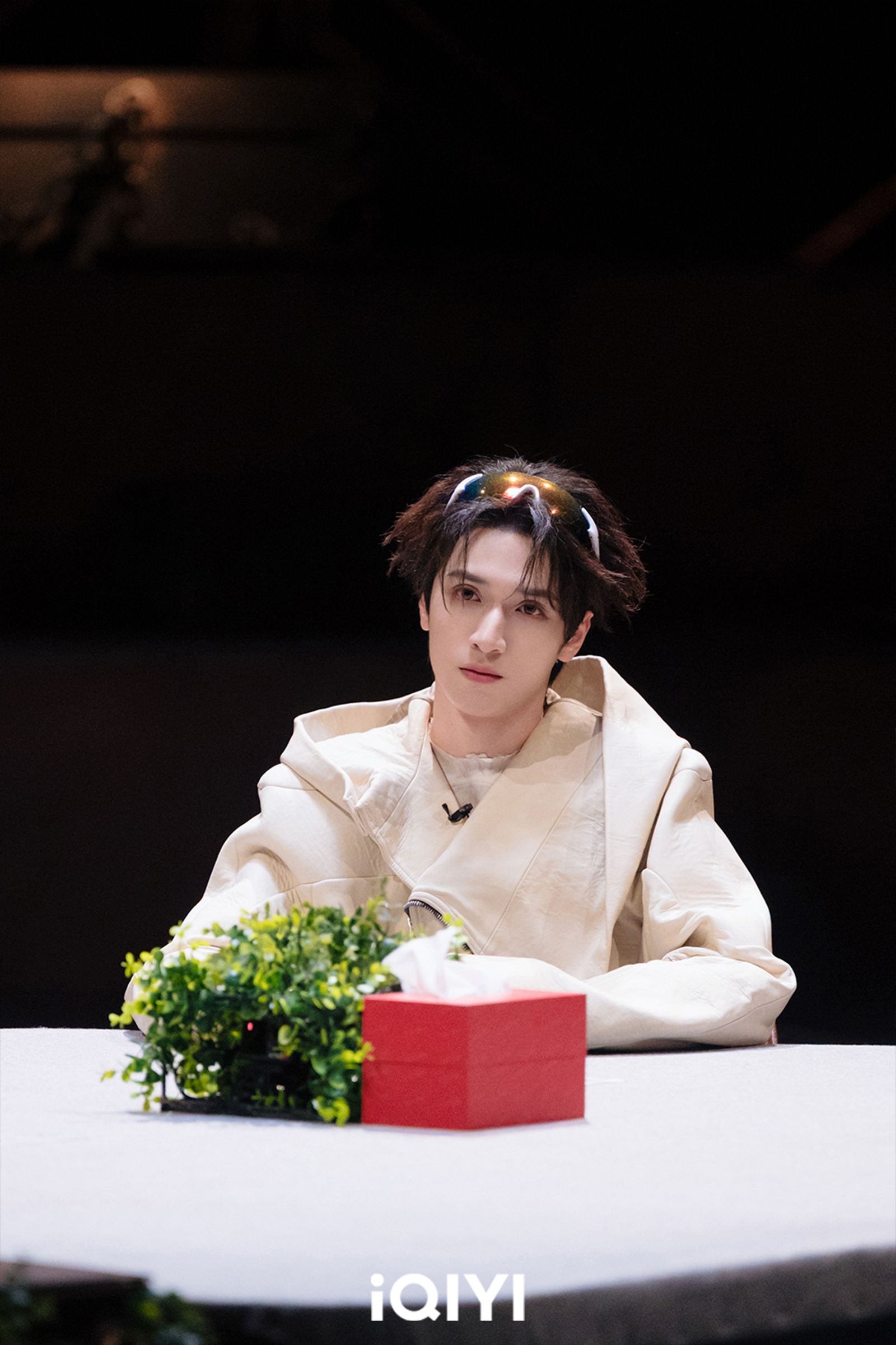 嚴浩翔擔任評審。愛奇藝國際站提供