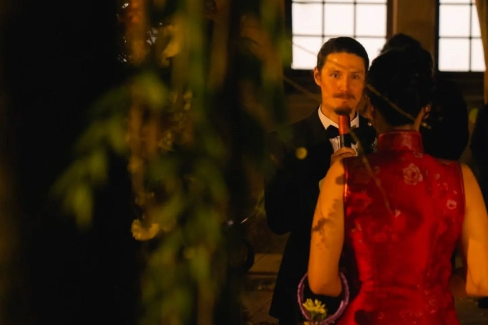 被爆秘婚後首發聲！周厚安甜曬婚禮照　網催生讓華健當爺爺進度曝光