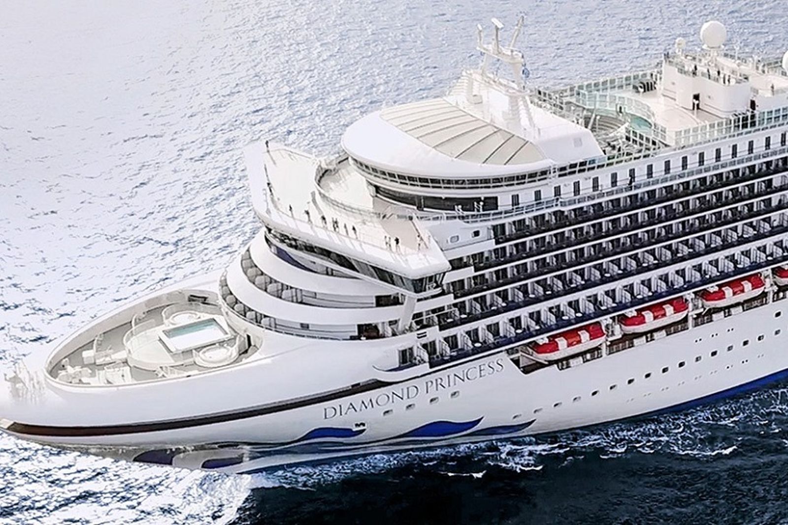 驚！鑽石公主號郵輪船長突海上猝逝　副手上陣開進基隆港