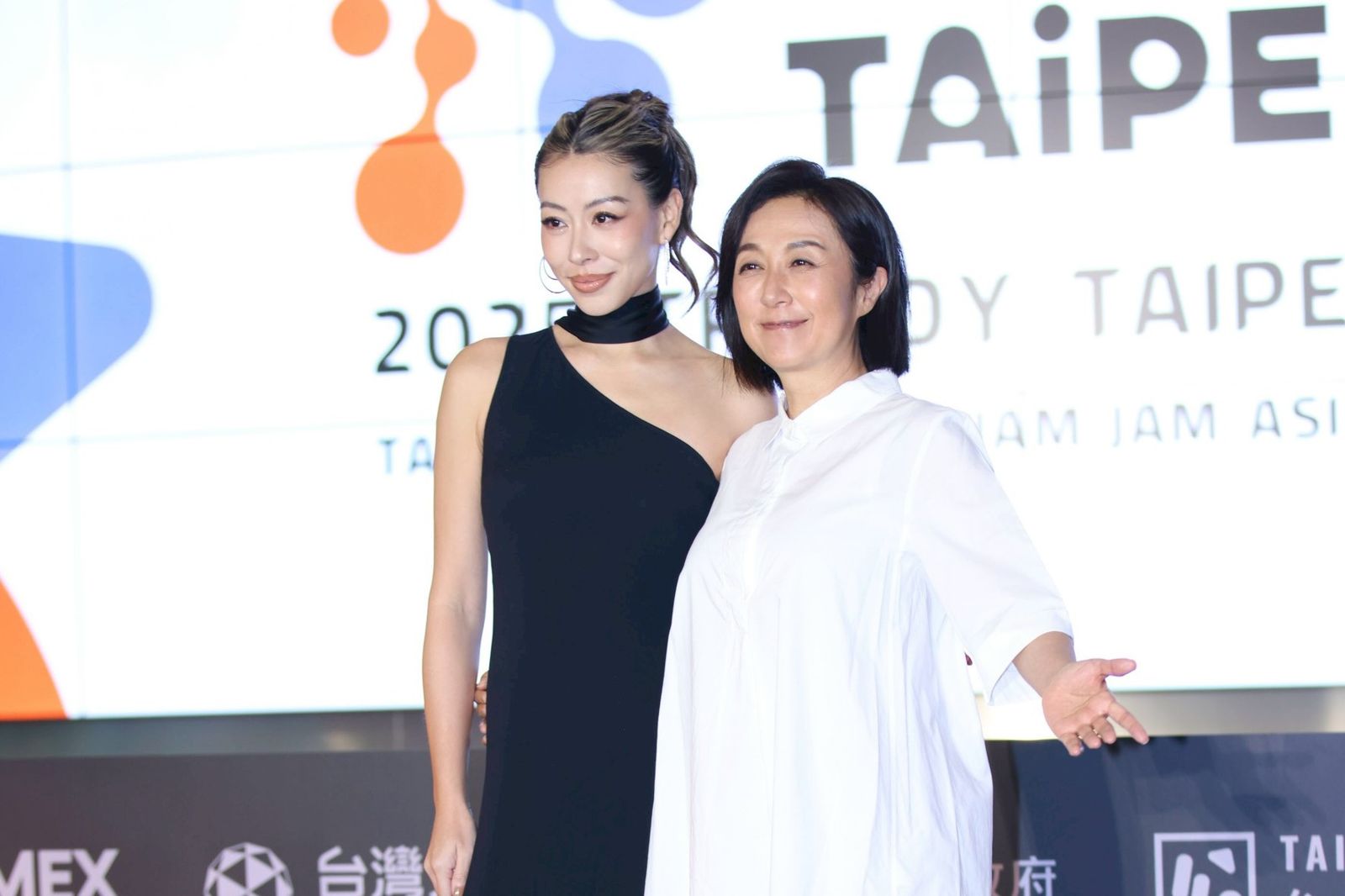 蔡詩芸迎10年婚曝第二胎進度　愛女超萌這首歌點了上百遍