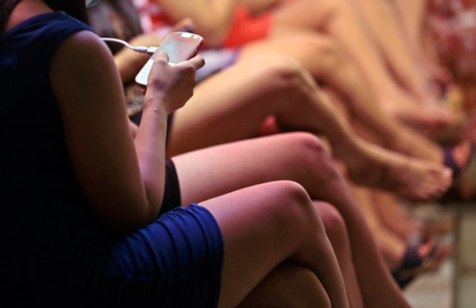 「含不住想要你」巨獸博士與小三火辣對話曝 正宮赴美團聚驚見人夫跨海調情小三互稱主人