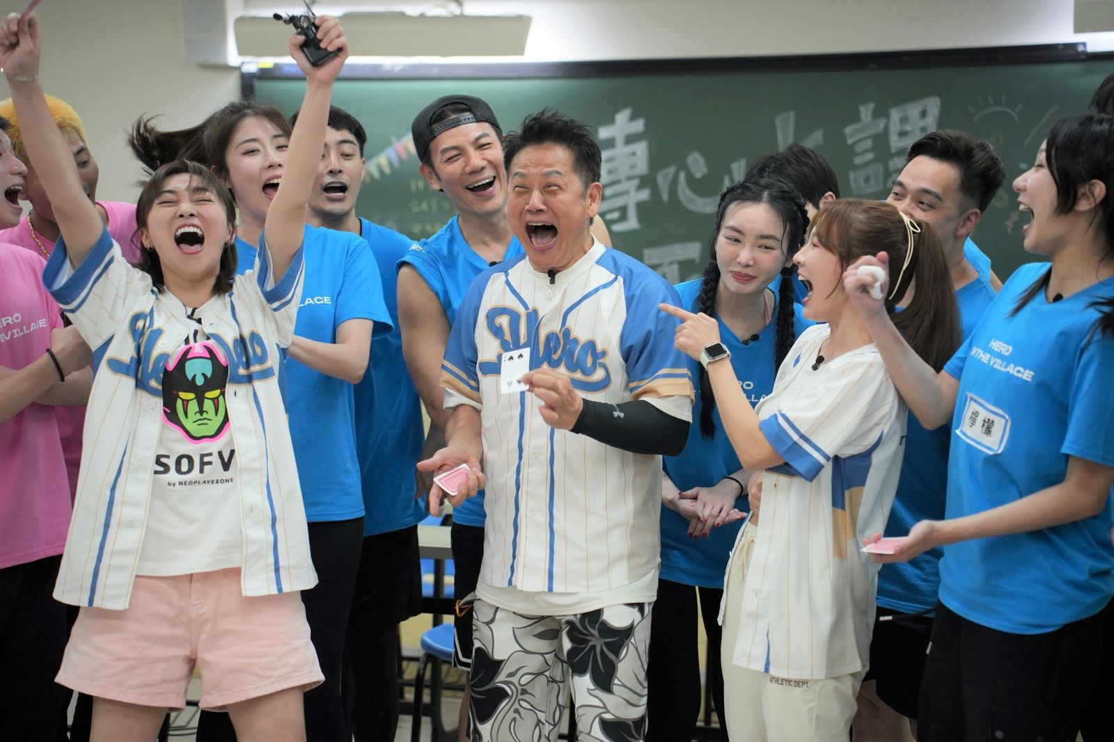 徐乃麟睽違36年再「主持外景」　「慘賠5萬塊」當場下跪