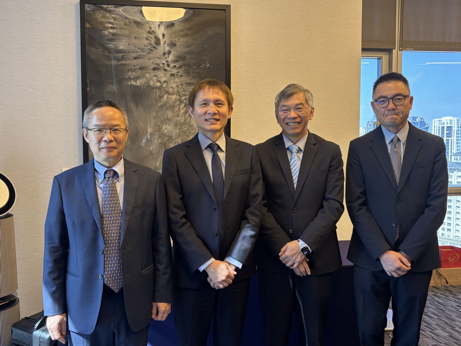 先進封裝「圓轉方」時代來臨　天虹首台CoPoS設備正式交機、本土自製率近9成