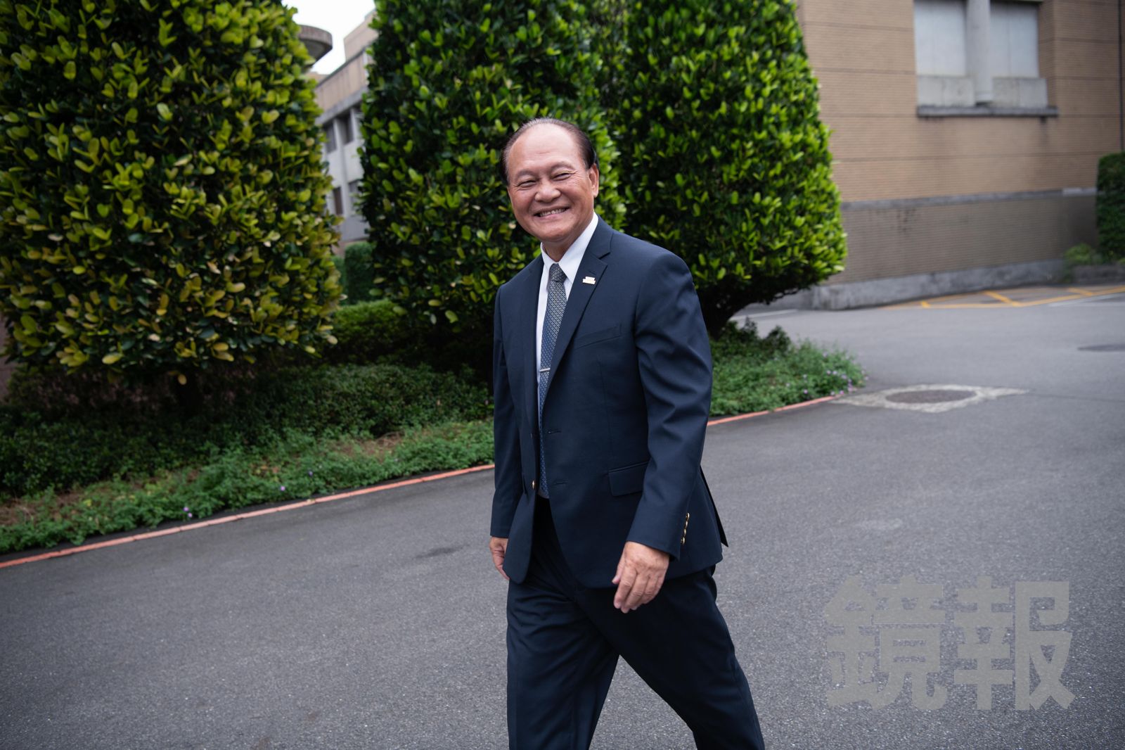 退伍後的季連成則是陪同家人，以「遊山玩水」方式彌補在軍旅生涯中對家人的虧欠，直到2024年正在紐西蘭旅遊期間，才接獲電話告知要接任賴清德政府的行政院政務委員一職。（圖／李智為攝）