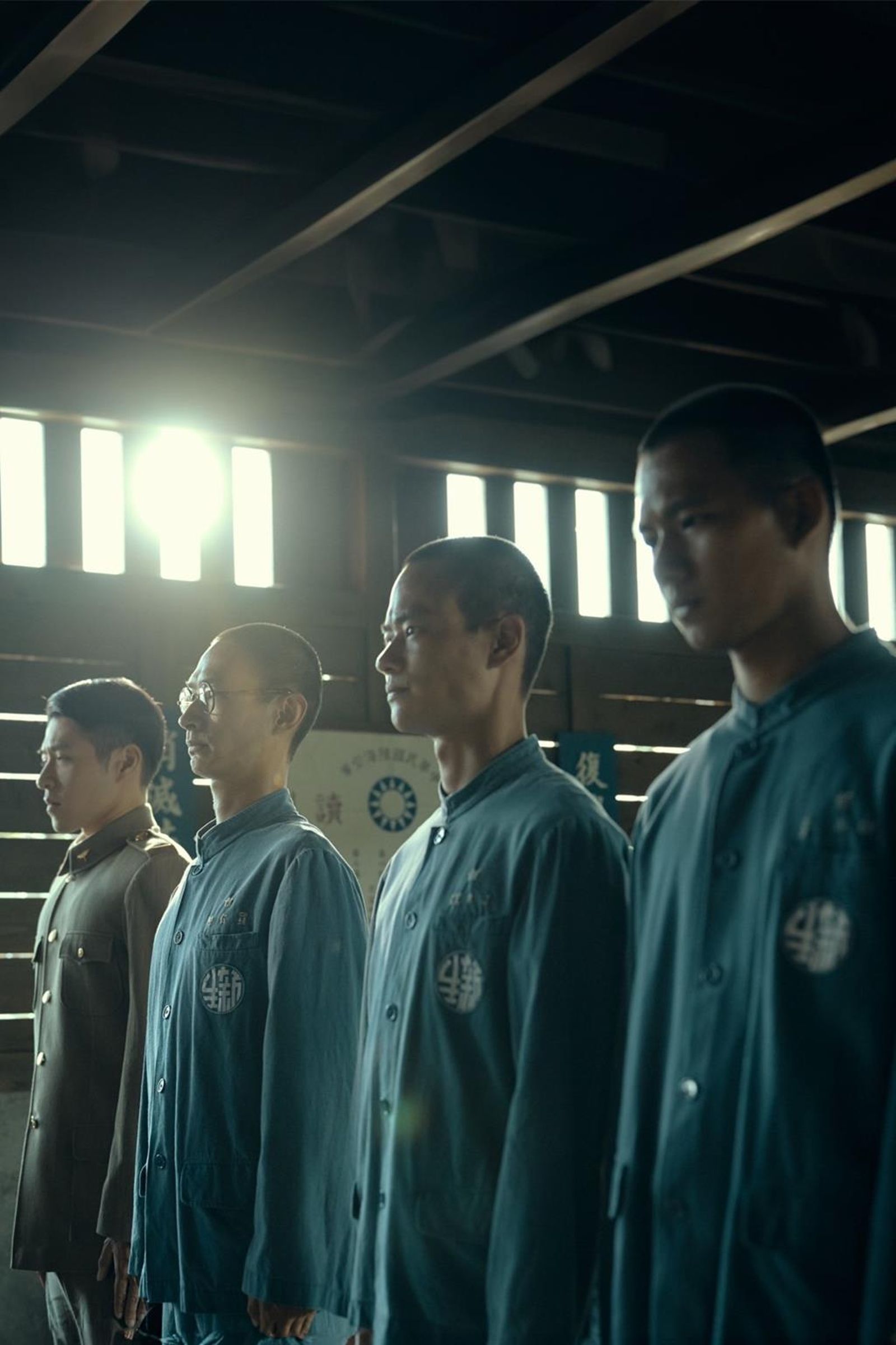 吳念軒（右一）舉出一場黃河（左二）死亡的戲給他很大的震撼和幫助，絕對有資格入圍金鐘。客家電視台提供