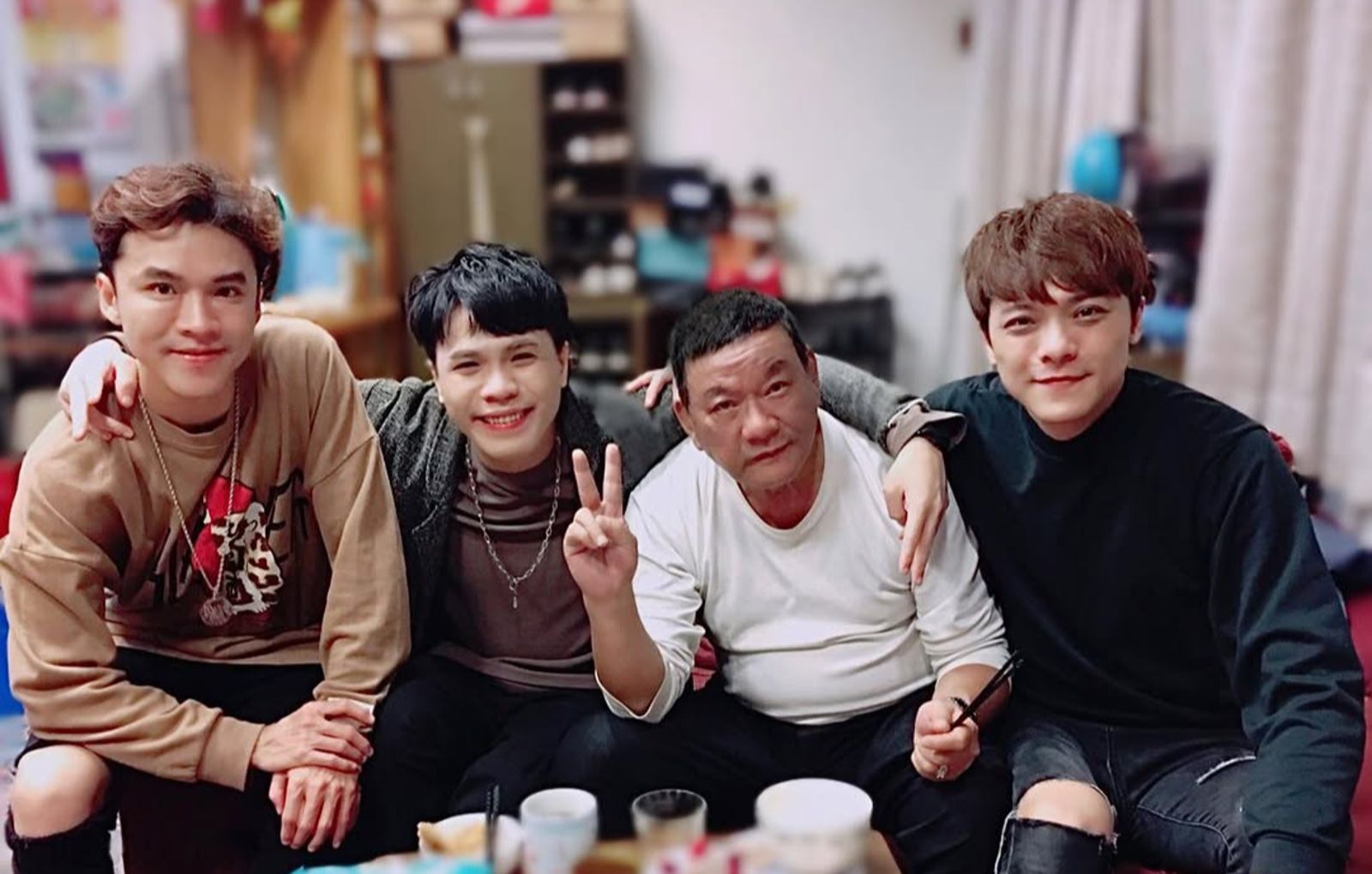 李吳兄弟牢記父親生前教誨，喜歡的事就要堅持做到好。翻攝李吳兄弟IG