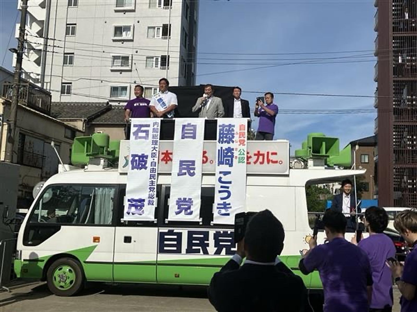 雖說自民黨看似大敗，但也保住部分席次。圖片取自石破茂(Shigeru Ishiba)臉書