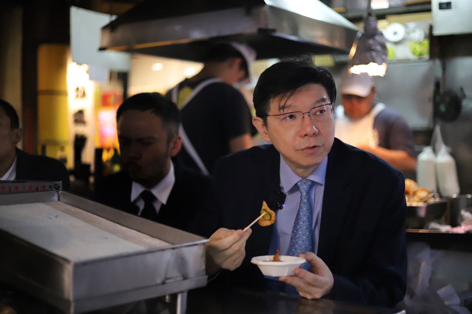 再訪基隆廟口夜市　裴社長最愛海產店已成波登來訪名店啦！