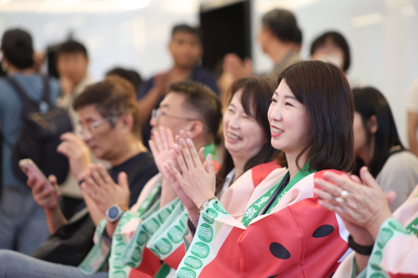 台肥總經理陳右欣（最右）率先在南軟科技園區引入產地直送活動，引發熱烈迴響。圖／壽豐鄉農會