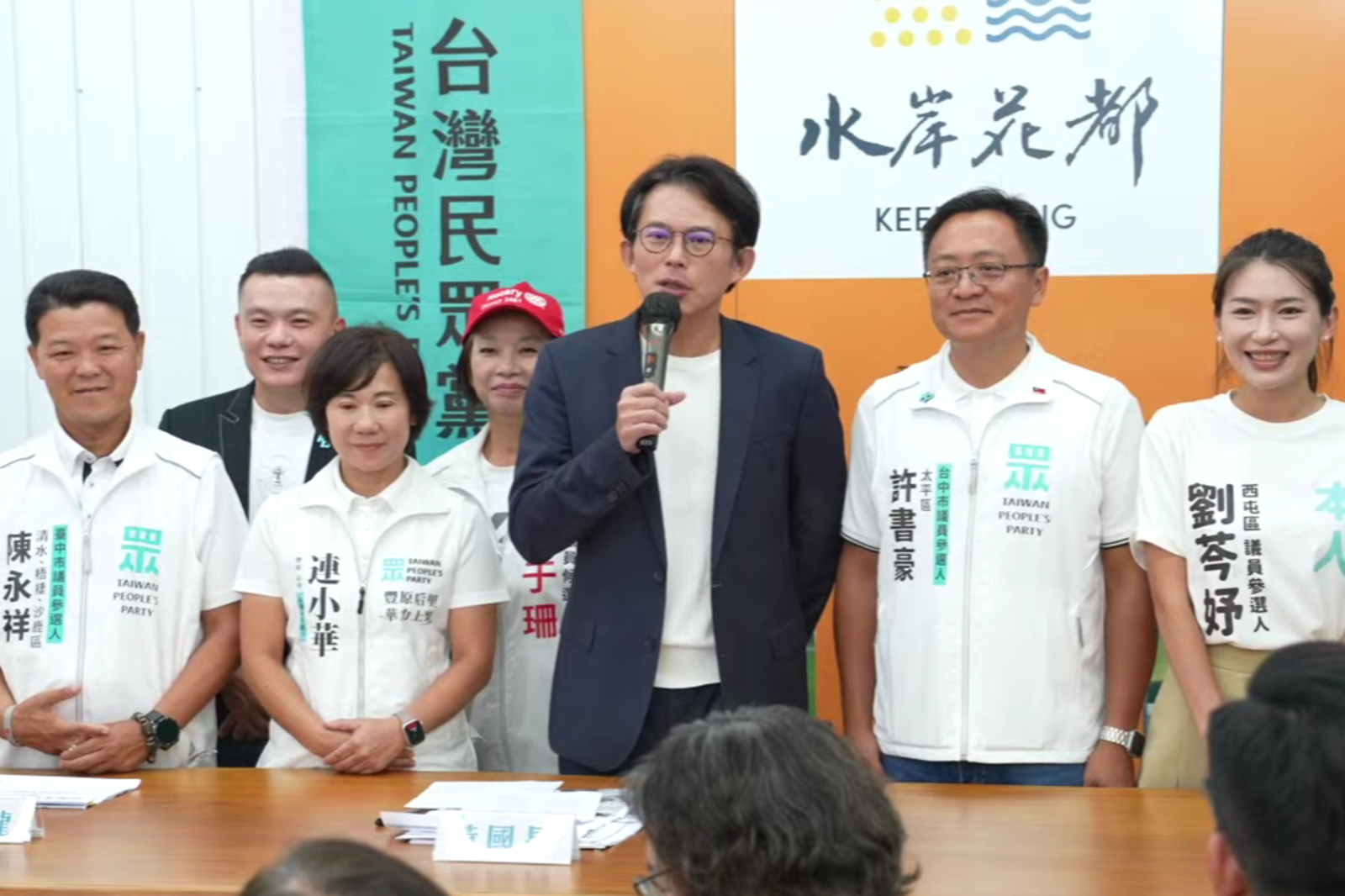 李貞秀宣布參選竹北市長 黃國昌回應了