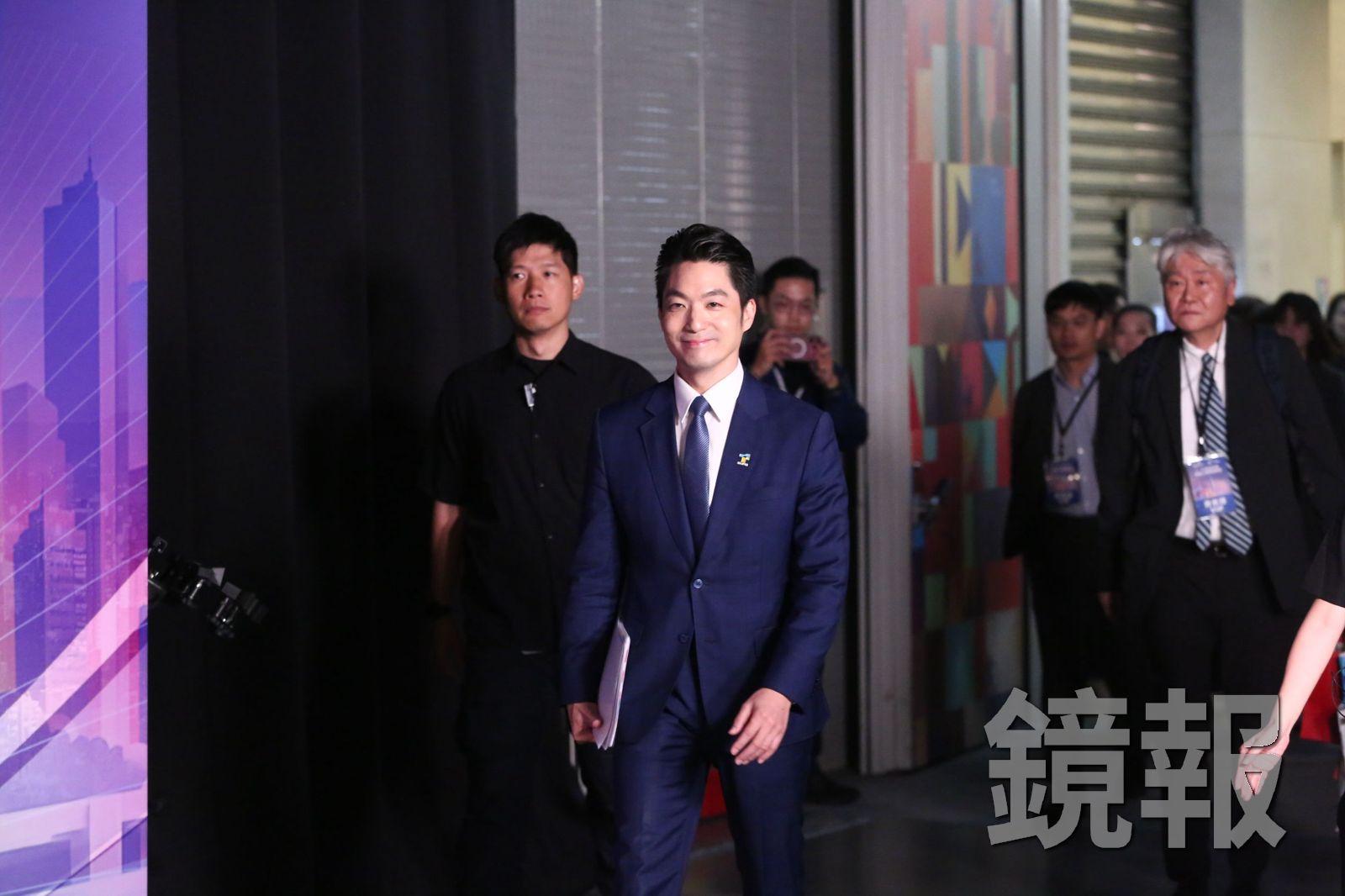 台北市長蔣萬安今天(31日)與對手沈伯洋正面交鋒。攝影李鍾泉