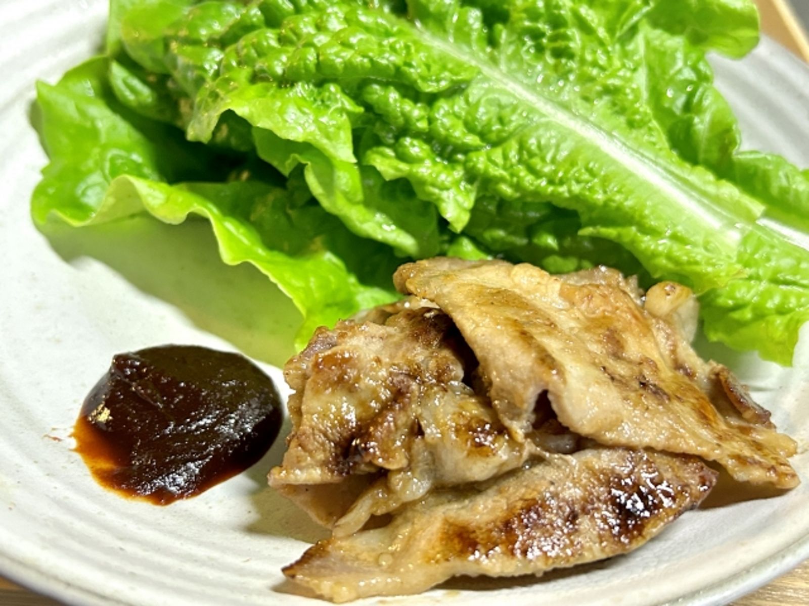 腸道驚見20公分活蛔蟲!竟是「這美食」惹禍 醫:無視2原則恐成寄生蟲溫床