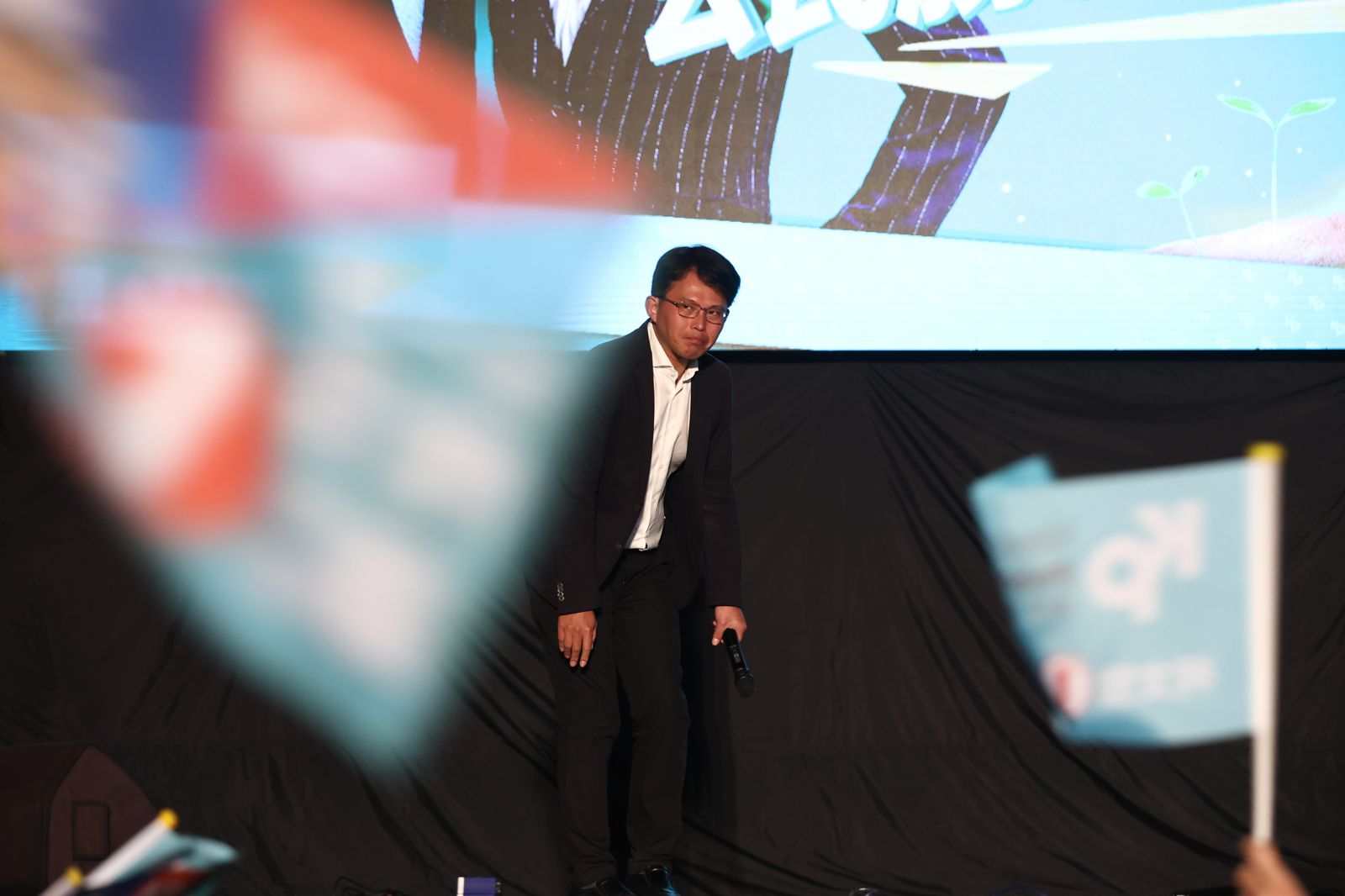 陳嘉宏專欄:最令人「髮指」的是像黃國昌這樣的政客