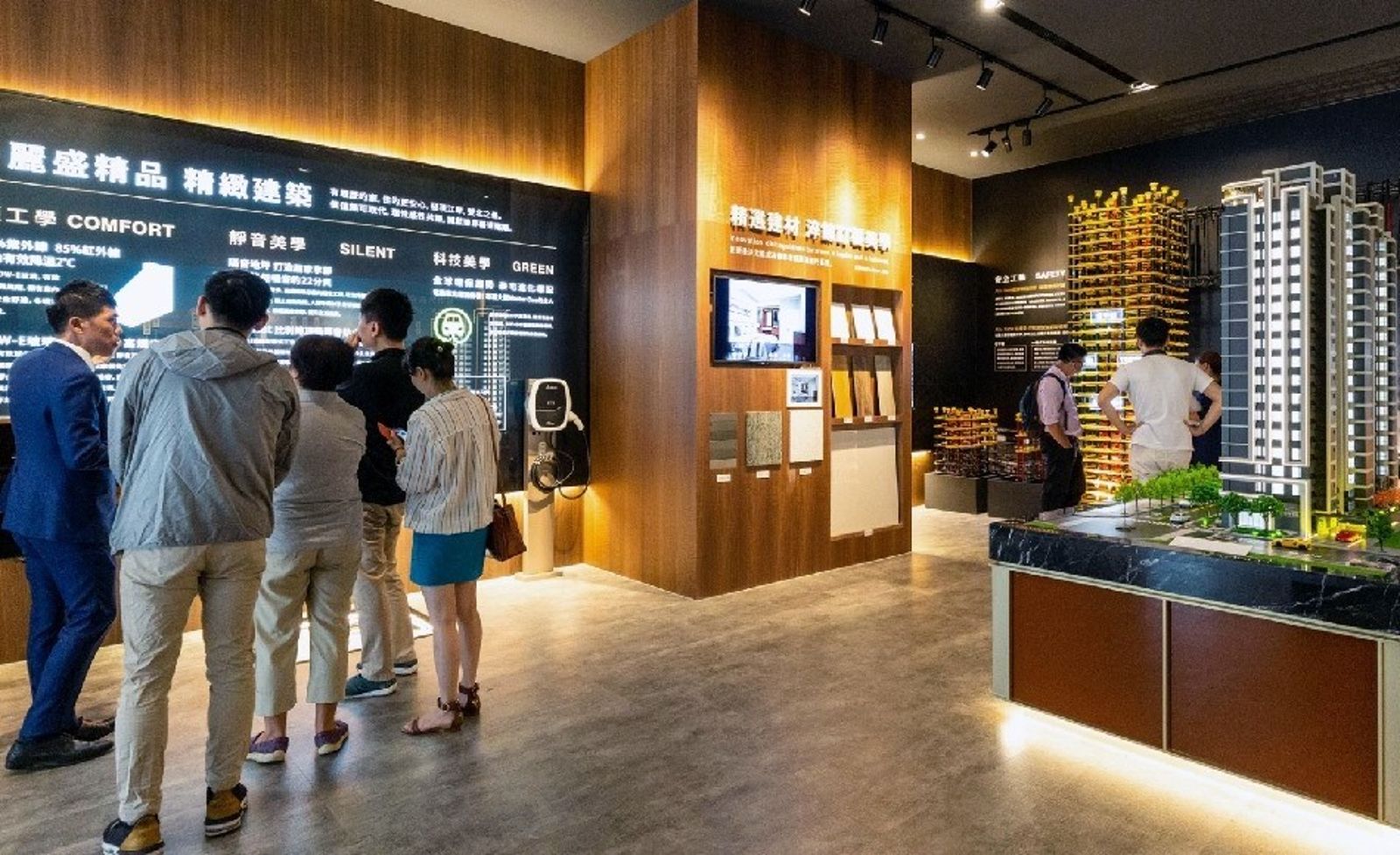 台灣房市從搶房盛世慘變量縮保價　建商大洗牌蛋白區退燒精華區成唯一不敗法寶