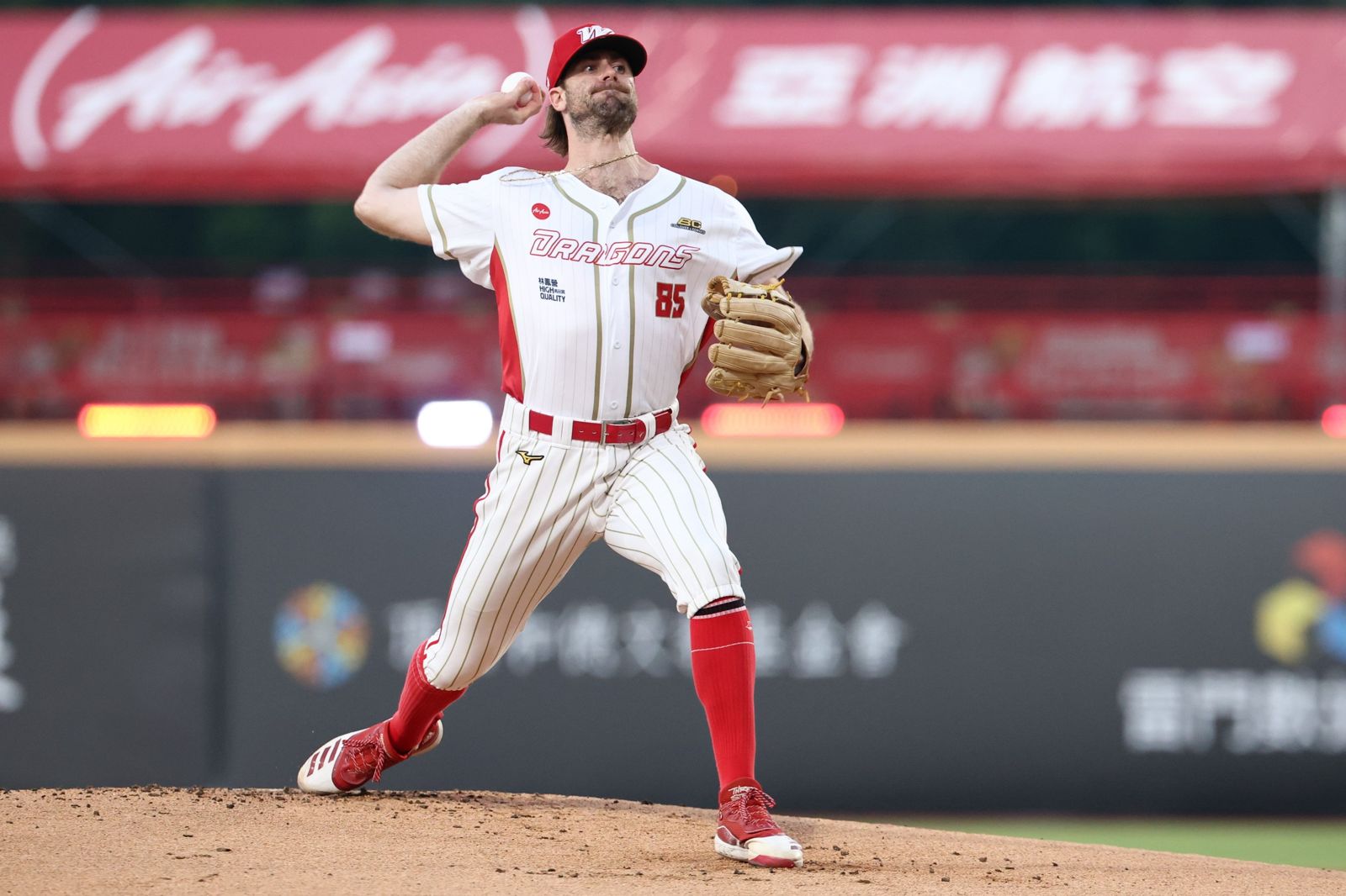 雙龍砲開轟!蔣銲連14場QS登頂雙冠王 味全龍完封統一獅